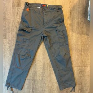 Empyre Relaxed Fit Gray Cargo Pants – Size 30W – Skater Vibe